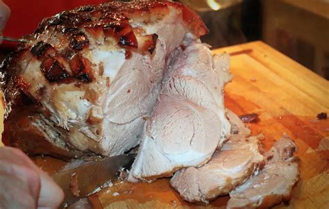 How Many People Does a Pork Shoulder Feed? And Why Do We Always Overestimate?