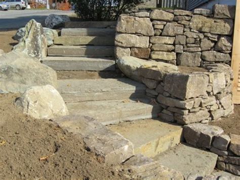 How to Build a Stone House Step by Step: A Journey Through Time and Stone